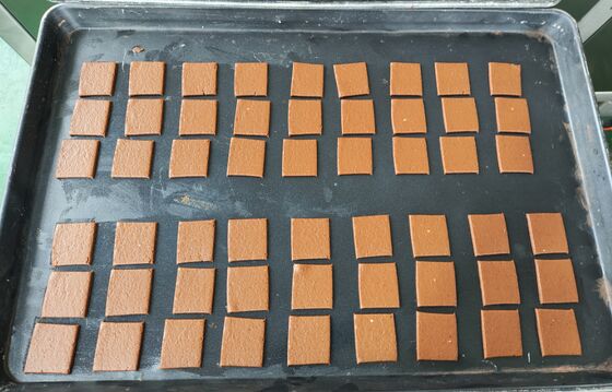 अच्छी कीमत पापा मशीन P308 क्रैकर उत्पादन लाइन – एक लाइन में 3 पंक्तियों का आउटपुट ऑनलाइन